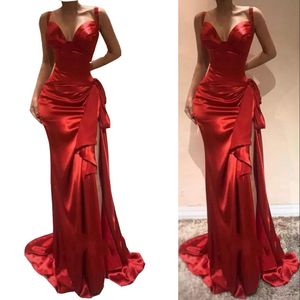 2023 Vintage rode prom -jurken Spaghetti -riemen Mermaid Sexy Side Split Satin Bow Women Dubai Formele feestavondjurken dragen