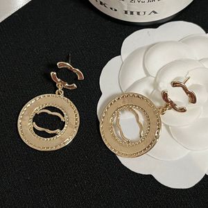 2023 Vintage Stud Earrings Designer Sieraden Earring Oordrop Lus Brief Letters Sieraden Women Luxe roestvrijstalen Crystal Pearl bruiloft Kerstcadeaus WW WW