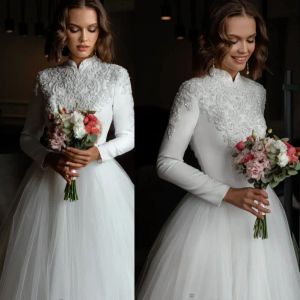 2023 Vintage trouwjurken Bridal Jurk Tule Satin High Collar Lace Applique Ruched Plochs Sweep Train lange mouwen strandland aangepaste plus size vestido de