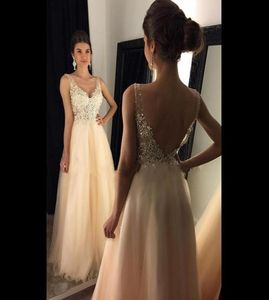 2023 Vneck Champagne Robes de bal appliques appliques longues en tulle robe de soirée ouverte Aline Long Length Gowns Formal 2512129