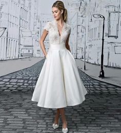 2023 V-hals Korte Trouwjurk Robe De Mariage Applicaties Kant Theelengte Illusion Bruidsjurk Vestido De Novia8436048