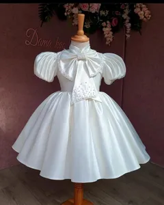 2023 witte kralen bloemenmeisje jurken baljurk boog satijn vintage lit tle girl peaatant jurken jurns zj408