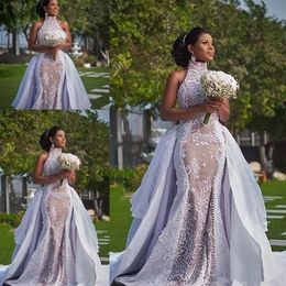 2023 Vestidos de sirena africana de encaje blanco con tren desmontable modestos faldas hinchadas de cuello alto Sima Brew Country Gown Wedding Wedding Wedding Gown