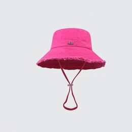 2023 Wide Brim Chapeaux Designer Bucket Hat Pour Femmes Frayed Cap Huit couleurs au choix fashionbelt006