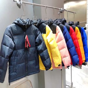 2023 Manteau d'hiver Vestes Enfants Parka Winterjacke Manteaux Designer Garçons À Manches Longues À Capuche Motif Noir Rayé Lettre Imprimer Vêtements Multicolores