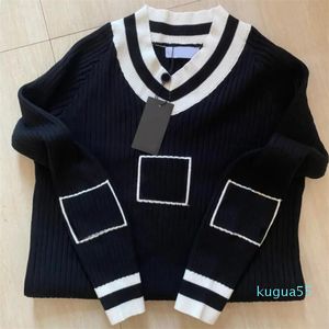 2023-Invierno Diseñador Suéter para mujer Suéteres cálidos de lujo de gama alta Sudadera con capucha de lana Moda con cuello redondo Top S-XL