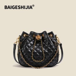 2023 Winter Nieuwe Live-uitzending Xiaoxiangfeng Linggefu Wateremmer Modeketen Enkele Schouder Crossbody Damestas 75% Fabrieksgroothandel