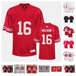 Maillot de football des Badgers du Wisconsin 2023 54 Jordan Turner 15 Tommy McIntosh 25 Justin Taylor 59 Aaron Witt 49 Cam Large 95 Jordan Mayer 97 Mike Jarvis 17 Cole LaCrue