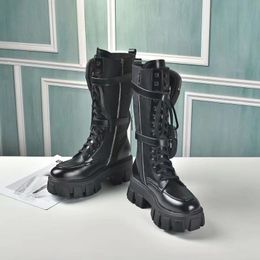 Botas monolíticas de cuero y nailon para mujer, botines de combate militares con plataforma negra, Rois cepillado, otoño e invierno, 2023