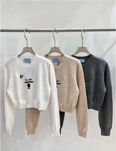 2023 Femmes tricots pull pull tricoté designer bestttt qualité ootd nouveau style automne hiver mode décontractée blanc noir tricoté qualité tpo