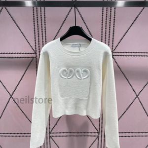 2023 Pull de designer Femmes Loooveve Vêtements de créateurs pour femmes Automne et hiver Lettre de secours Logo Casual Mode Sexy Blanc Noir Pull tricoté