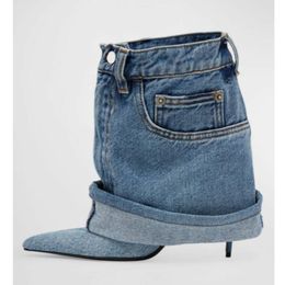 2023 dames dames lederen hoge hakken plundering tenen knop cowboylaarzen bruiloft denim jeans jurk gladiator casual de catwalk zakken vouw schoenen maat 34-43