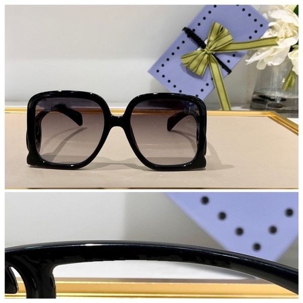 2023 femmes hommes lunettes de soleil de haute qualité planche noire plein cadre marron clair Gradient Color lunettes carrées disponibles avec boîte