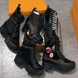 2023 Botines para mujer Diseñador Luxury Martin Desert Boots Beige y ébano 100% cuero genuino acolchado Zapatos de invierno con cordones Suela de goma