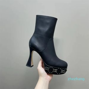 2023-Botas de mujer con tachuelas nueva plataforma impermeable botas de mujer de moda modelo de pasarela talla 35-42