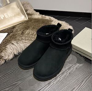 2023 Femmes Hiver Ultra Mini Boot Designer Bottes à plate-forme australienne pour hommes en cuir véritable chaud cheville fourrure chaussons chaussure de luxe EU44 bottes de neige pour femmes OXOOXO