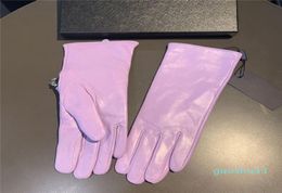 2023 Femmes hiver mitaines en cuir chaud avec de la mode de poche Handschuhe femme gant cinq doigts cachets mitts tactile écran05245447