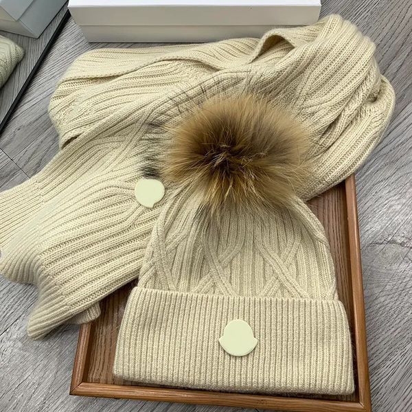 2023 chapeau de laine écharpe d'hiver designer bonnet femme bonnet moelleux chapeau et écharpe ensemble chapeaux de luxe hommes femmes chapeau de designer de luxe écharpes imprimées gants écharpe d'hiver bonnets