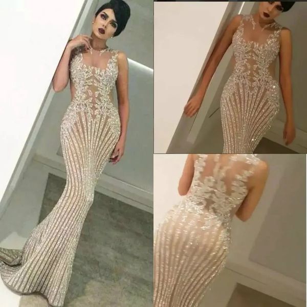 2023 Yousef Aljasmi Vestidos de noite sem mangas Jewel Neck Sweep Train Illusion Luxo Prom Dress Evening Party Plus Size Vestidos Formais