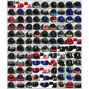 20234 Myvipshop Toutes les équipes de baseball Casquettes de baseball ajustées Sports de gros Chapeaux de football plats entièrement fermés Mode féminine Été Snapback Chapeau Bone 339