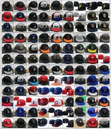 20235 MYVIPSHOP Toutes les casquettes de baseball ajustées équipes Ajustement Sports en gros appartement de football fermé complet Chapeaux de foot