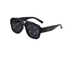 2023Designer Sonnenbrille Marke Gläser Outdoor Shades PC Farme Mode Klassische Damen Luxus Sonnenbrille Spiegel für FrauenCY34