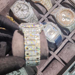 2023KH5H Handgemaakte Custom Pass Diamond Tter VVS Moissanite Diamond Inlay Hip Hop Sieraden Modificatie Iced Luxury Watch