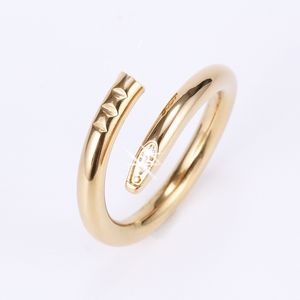 2023Love Rings Femmes Bague Bague Bijoux Titane Acier Clou Unique Mode Européenne Et Américaine Rue Casual Couple Classique Or Argent Rose En Option Taille5-10