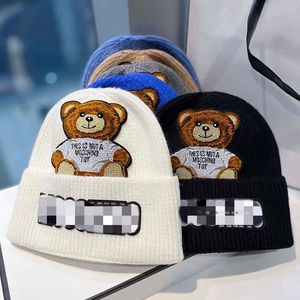 2023mosc hoed mannen en vrouwen winter schattig beer wollen hoed mannen Koreaanse editie trend brief gebreide hoed warme pullover