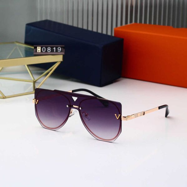 Muscat Eyewear Designer marque Lunettes de soleil à lentilles de fleurs avec paire de lunettes de lettre pour homme Femme Cadre en or de luxe Boîte UV400 Argent Noir