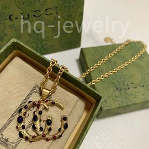 2023 Quite International Luxury Lock Pendant ketting Fashion Stijl 18K Gold vergulde ketting High End Design Lange keten Designer Sieraden Geselecteerd Geschenk 8