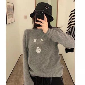 2023ss diseñador suéter mujer manga larga cuello redondo lana suéteres de punto de alta calidad mujer sudadera con capucha caosts letra femenina sudaderas con capucha casual top