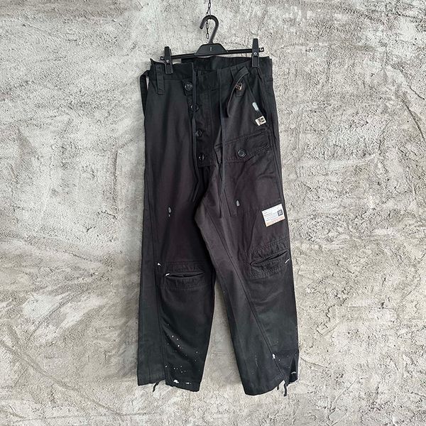 2023SS pantalones cargo de sarga de diseñador pantalones de algodón con bolsillos de parche de corte irregular