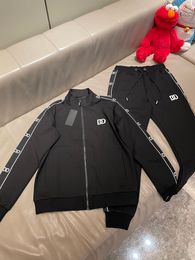 2023SS nuovi uomini in cotone lettera ricamo abbigliamento sportivo designer due pezzi da jogging set cappotto da uomo pantaloni due pezzi abbigliamento sportivo all'aperto set casual