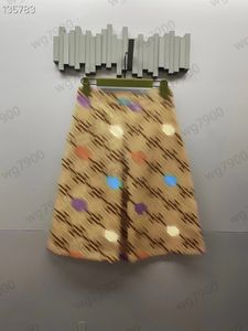 2023ss wommen vestidos casuales de verano falda con estampado de muñecas color marrón diseñador de la marca medias faldas marea moda vestidos femeninos más el tamaño s m l XL