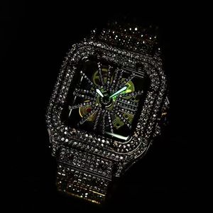 2023SU6A 2023 Nieuwe Skeleton Sier Moiss Anite Diamonds PASS TT Quartz Uurwerk Topkwaliteit Heren Iced Out Sapphire Horloge met Boxcl3w