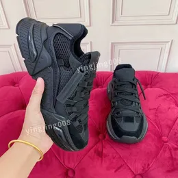 2023 TOP NIEUWE Designer Casual Shoes Men Women Low Sole Canvas Shoe Leather Triple Black Wit Originele Sole Sneakers Mens Trainers