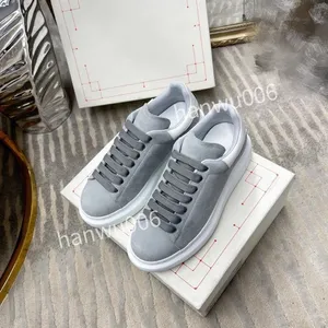 2023 TOP NIEUW FASHOUD MERK Dames Casual schoenen Sneaker Mens Sneakers White Black Green Sail Chicago Kentucky Mens Sportplatform schoenen