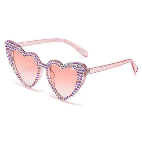 2024 10% de descuento en el diseñador de lujo Nuevas gafas de sol para hombres y mujeres 20% de descuento en el corazón Lindo Cat's Eyes Punto con forma de corazón Diamante Gafas hechas a mano