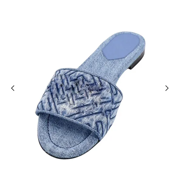 2024 10A Nouvelles sandales et pantoufles classiques pour hommes et femmes, marque de broderie en toile Summer Beach Outdoor Girls Sandale Slides Tongs Chaussures Taille 35-42 avec boîte