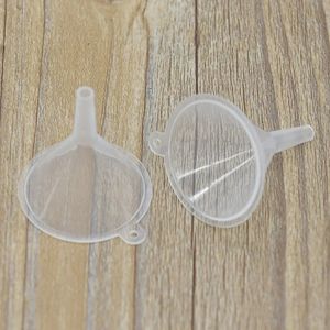 2024 10pcs Small Plastic pour parfum Diffuseur Bouteille Mini Funnels d'huile liquide 1. Entonnoir pour l'huile essentielle 1. Entonnoir pour l'huile essentielle