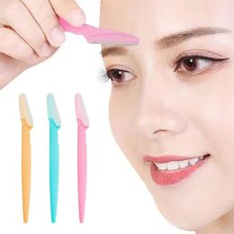 2024 1pcs outils de maquillage de coupe des sourcils Oeil sûr Brow Razor Face Corps Époulage des cheveux raser