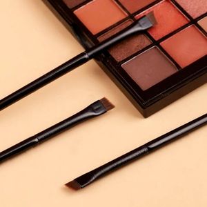 2024 1PCS Professionele zwarte wenkbrauw hellende platte schuine borstel make -upgereedschap houten paal eyeliner oogschaduw oog wenkbrauwen vrouwen cosmetisch voor