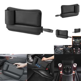2024 2024 PU LOOO CAR SEAT BACH GAP Caja de almacenamiento de la consola automática con caja de almacenamiento de grietas de asiento para la copa para teléfonos celulares
