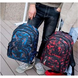 2024-2025 Goedkope Outdoor Tassen Camouflage Travel Backpack Computerbag Oxford Brake Chain Middle School Studententas Vele kleuren T009