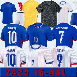 2024 2025 S-4xl Club français Benzema Soccer Jerseys 2024 Home Away GK Shirts Giroud Mbappe Griezmann Saliba Pavard Kante Women Maillots Men Kids Kit Kit Football Shirt