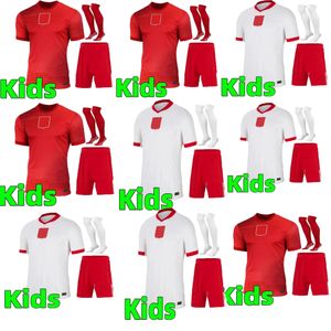 2024 2025 Nieuwe Polen Lewandowski Sneldrogende voetbaltruien Polonia Krychowiak Grosicki Zielinski Milik Zalewski Szymanski Poolse voetbalshirt Fan Kids Kit