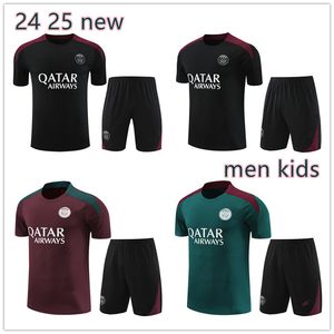 2024 2025 Nieuwe Psges Men and Kids Short Sheeves Tracksuit 24 25 Paris Sportswear Training Suit Soccer Jersey Uniform volwassen voetbal Sweatshirt Sets