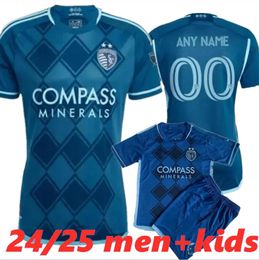 2024 2025 Sporting Kansas City Soccer 24 25 Johnny Russell Jerseys Erik Thommy Remi Walter Jacob Davis Nemanja Alan Pulido Radoja Daniel Salloi voetbalkhirtkits