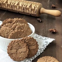 2024 35 cm de Noël en relief en relief biscuits sculptés biscuits biscuit pâte à pâtisserie à rouleaux à roulettes gravés Giveaux de vacances à rouleaux imprimés2.pour le bois